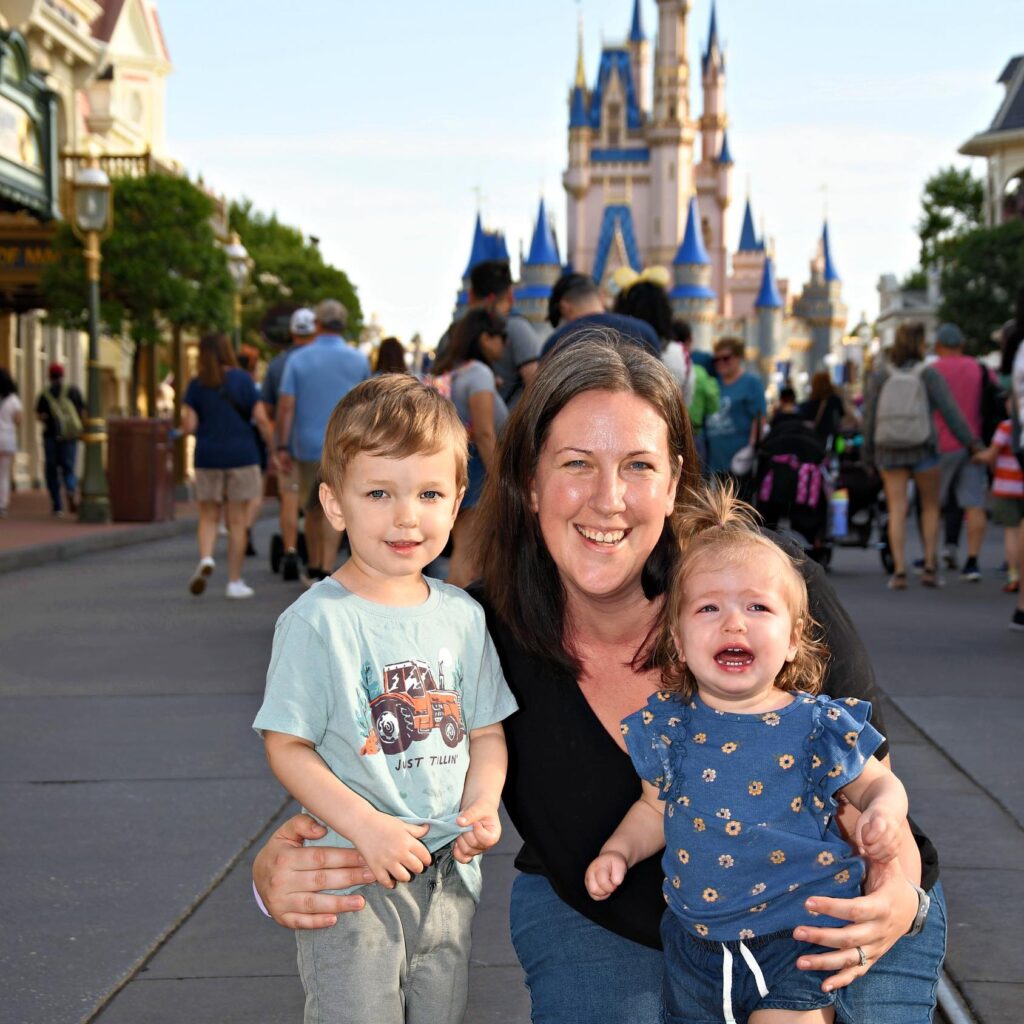 17 Tips for Traveling to Disney World Alone with Toddlers